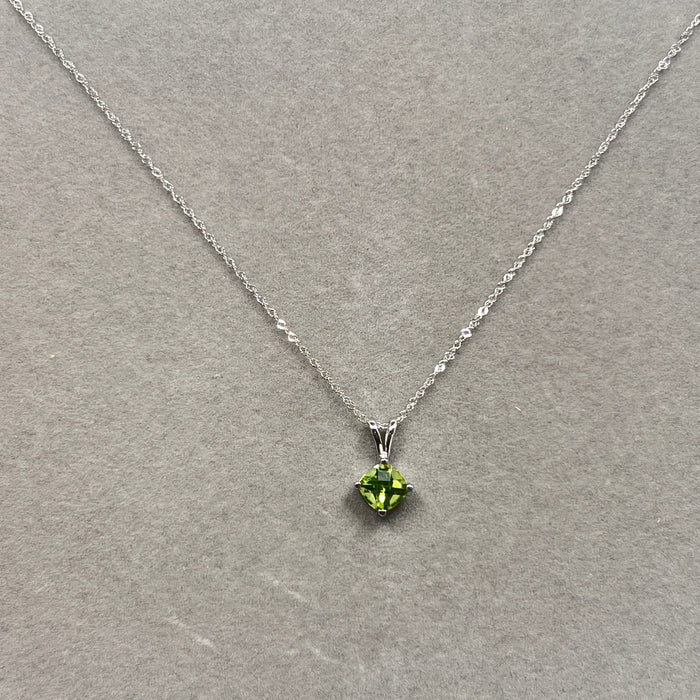 0.83–1.19 Ct Peridot Solitaire Pendant in 14K White Gold | AAA Round Peridot Necklace with 18-Inch Singapore Chain