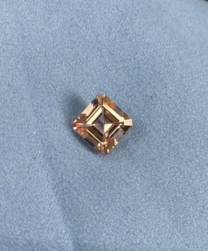 Peach pink square morganite loose stone for pendant