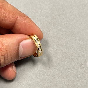 0.10 Ct SI1–SI2 Clarity I–J Color Round Diamond Milgrain Wedding Band in 18K Yellow Gold