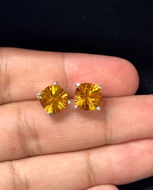 citrine cushion stud earrings in 14k white gold with bright yellow gemstones