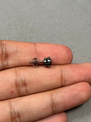 Men’s Black Diamond Stud Earring 5.5mm – 0.91–1.02 Ct AAA Round Black Diamond in 14K Blackened White Gold – Stylish Gift
