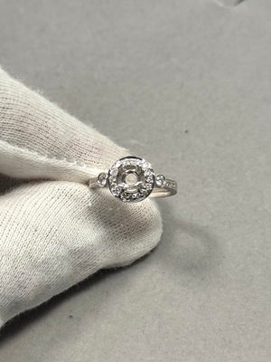 18K White Gold Diamond Ring Mounting – 0.50 Ct GH SI2, Size 6.5, 6mm Round Center Stone, 5.16g Fine Jewelry