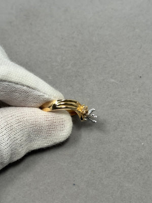 14K Yellow Gold Diamond Ring Mounting – 0.10 Ct HI SI1, Size 6, 5mm Center Stone, 5.67g Fine Jewelry Setting