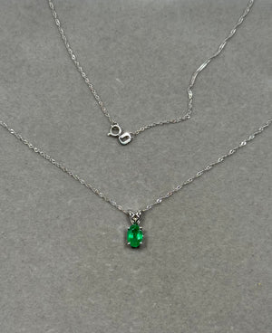Natural Emerald Pendant – 0.59–1.06 Ct 7x5 mm AA Oval Emerald Scroll Solitaire Necklace in Platinum
