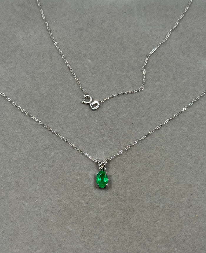 Natural Emerald Pendant – 0.59–1.06 Ct 7x5 mm AA Oval Emerald Scroll Solitaire Necklace in Platinum