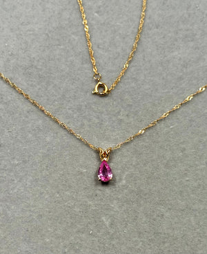 0.51–0.56 Ct Pink Sapphire Solitaire Scroll Pendant in 14K Yellow Gold, Pear Cut Pink Sapphire Necklace, 18” Gold Chain