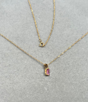 0.51–0.56 Ct Pink Sapphire Solitaire Scroll Pendant in 14K Yellow Gold, Pear Cut Pink Sapphire Necklace, 18” Gold Chain