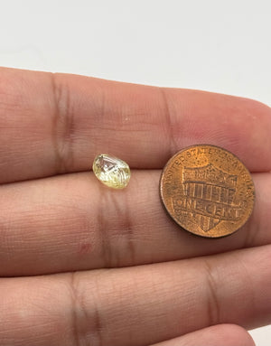 Loose Rough Natural Diamond  2.20 Carats– 7.8x6.4x5.1mm – Rare Raw Diamond for Jewelry Making, Engagement Rings & Collectors – Free Size, Uncut