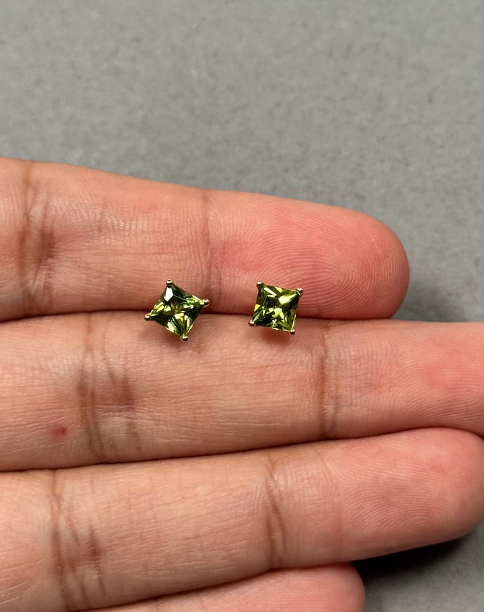 1.50 Cts Peridot Stud Earrings in 14K Yellow Gold | Natural Peridot Birthstone Earrings, August Birthstone Jewelry, Classic Peridot Studs