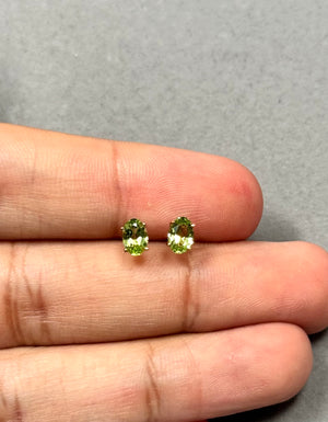 AAA Oval Peridot Stud Earrings: 14K Yellow Gold August Birthstone