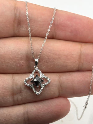 Side profile with polished white gold craftsmanship details 
