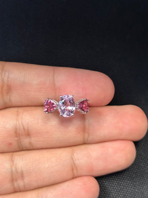 10K white gold ring with 2.50 ct oval Kunzite and 1.20 ct trillion Pink Tourmaline