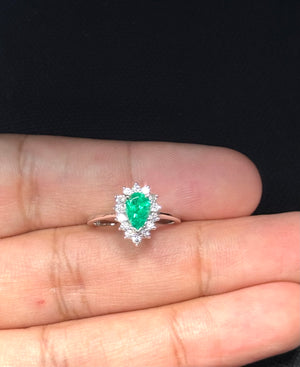 18K White Gold Ring with 0.67 ct AA Quality Natural Emerald Pear 8×5 mm + 0.28 ct Diamond Accents | Luxury Gemstone Jewelry Gift