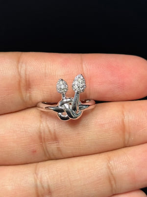 Diamond band ring in 14K white gold