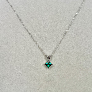 0.44–0.64 Ct | 5mm AAA Princess Lab Emerald Pendant | 14K White Gold Singapore Chain | May Birthstone Necklace Gift