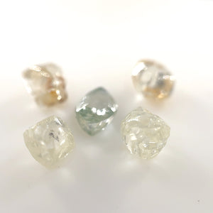 Loose Rough Uncut Natural Diamond – Rare Raw Diamond for Jewelry Making, Collectors – Free Size Available in 0.90 - 0.97 Carats Sizes 5 pcs