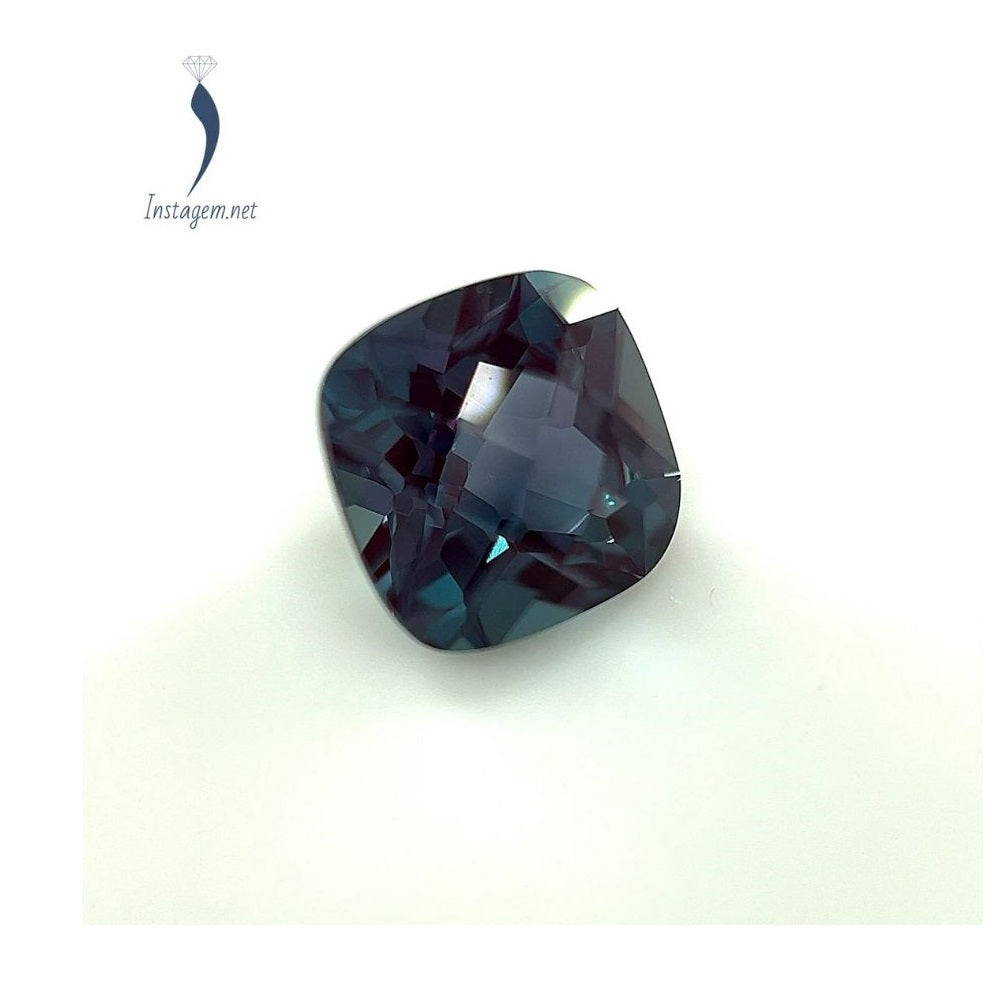 6 MM (Weight range - 5.05-5.20 cts each stone)