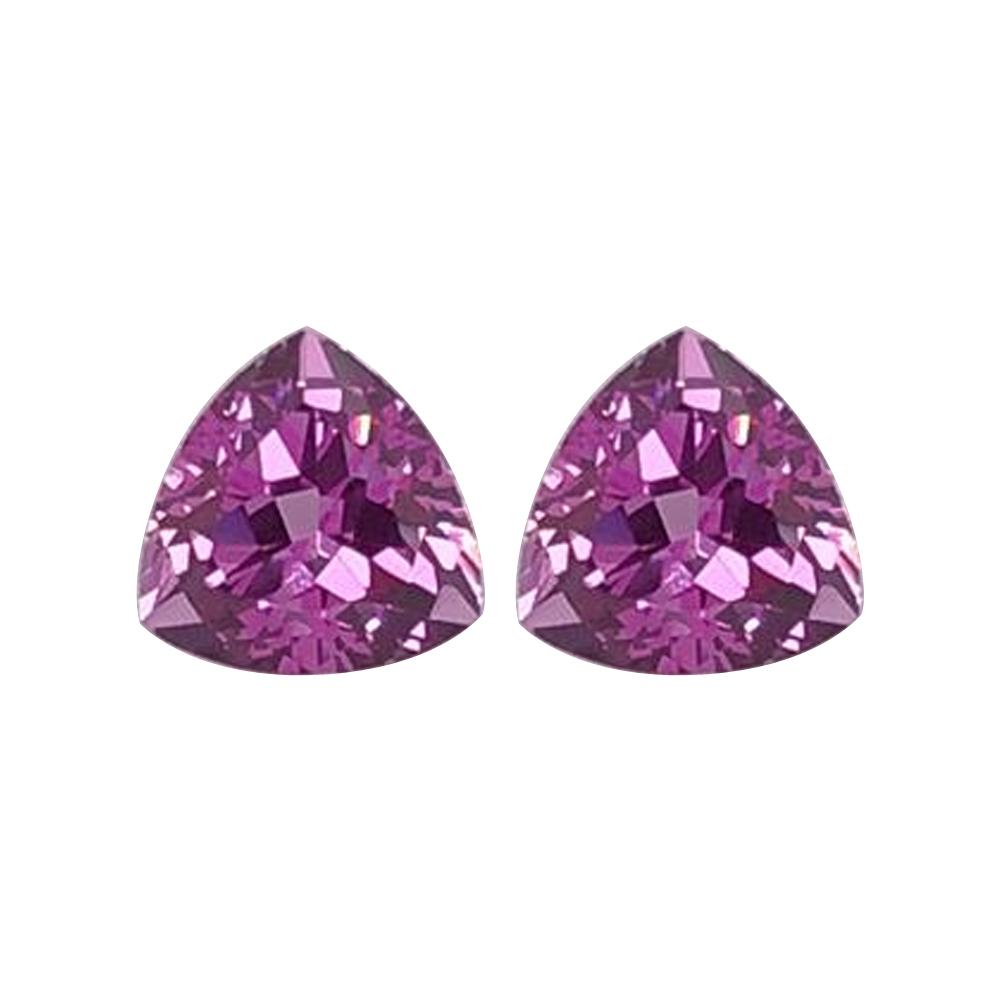 11MM (Weight range-6.41-7.09 Cts each stone)