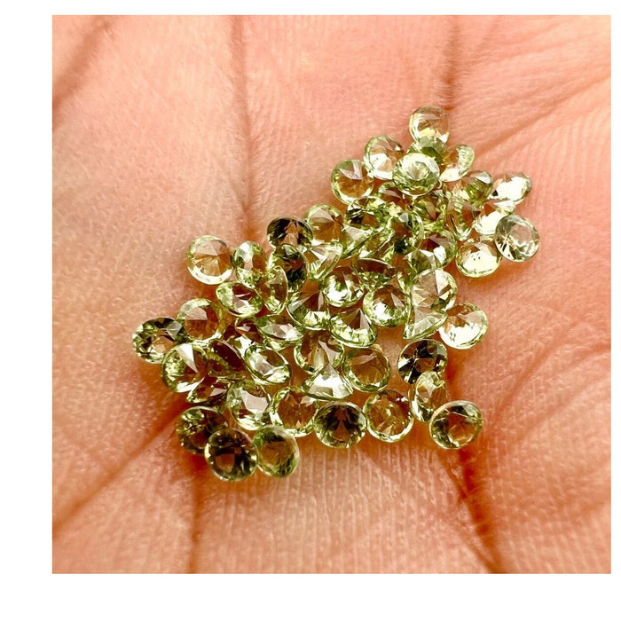 Untreated Natural Round Faceted Diamond Cut Green Sapphire in 1.25MM-3.50MM 1CT and 1/2 CT Lot