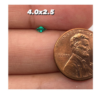 4x2.5MM(Weight range-0.06-0.08 each stone)